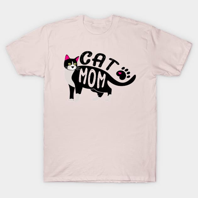 Cat Mom T-Shirt by graphicganga